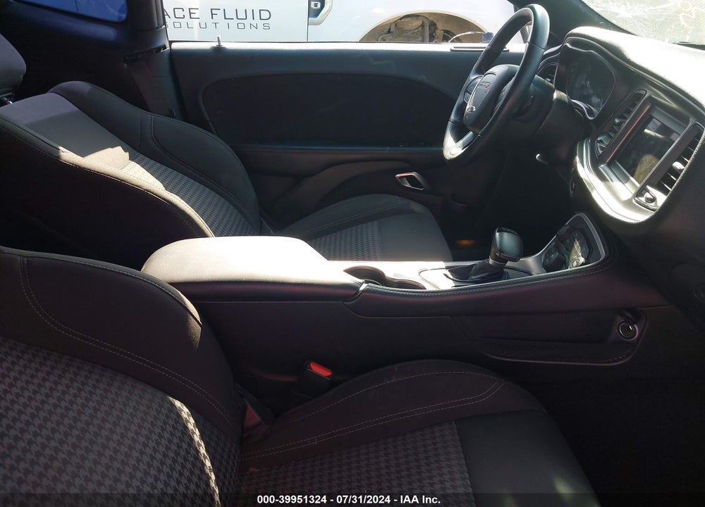 2020 DODGE CHALLENGER SXT VIN: 2C3CDZAGXLH189875