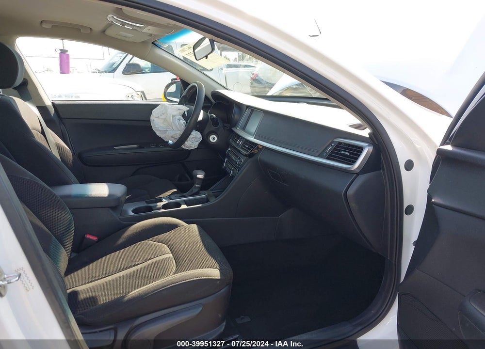 2019 KIA OPTIMA LX VIN: 5XXGT4L36KG349636