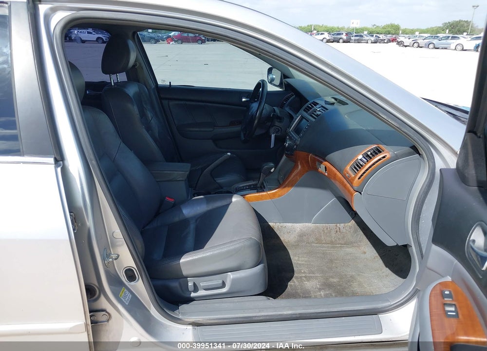 2007 HONDA ACCORD 3.0 EX VIN: 1HGCM66887A059644