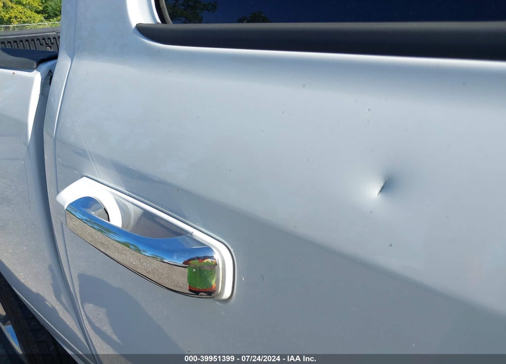 2015 RAM 1500 BIG HORN VIN: 1C6RR6GT9FS646593