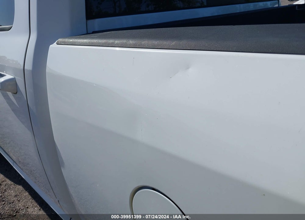 2015 RAM 1500 BIG HORN VIN: 1C6RR6GT9FS646593