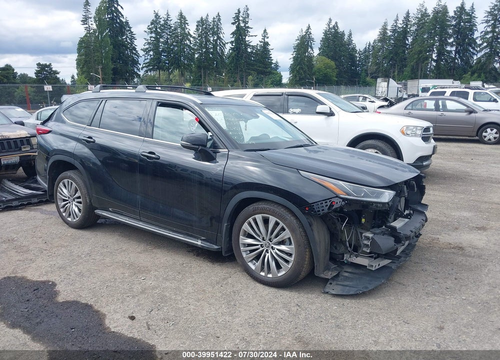 2022 TOYOTA HIGHLANDER LIMITED VIN: 5TDFZRBH2NS232532