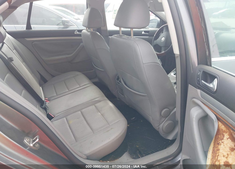 2007 VOLKSWAGEN JETTA WOLFSBURG EDITION VIN: 3VWEF71K07M149266
