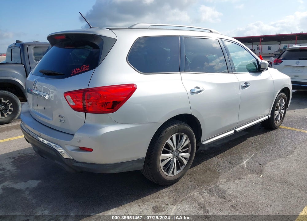 2018 NISSAN PATHFINDER SV VIN: 5N1DR2MM5JC654519