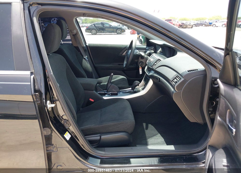 2013 HONDA ACCORD VIN: 1HGCR2F39DA255764