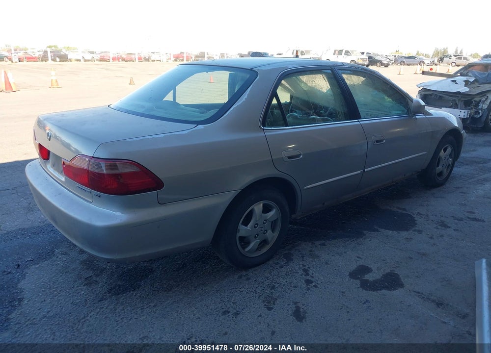1999 HONDA ACCORD EX VIN: JHMCG667XXC018075