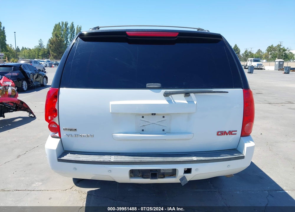 2011 GMC YUKON SLT VIN: 1GKS1CE00BR173598