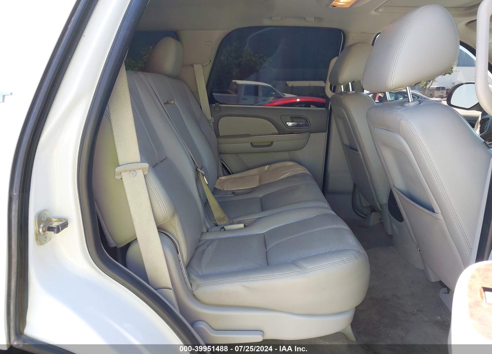 2011 GMC YUKON SLT VIN: 1GKS1CE00BR173598