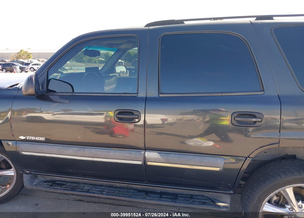 2003 CHEVROLET TAHOE LS VIN: 1GNEC13V33R151030