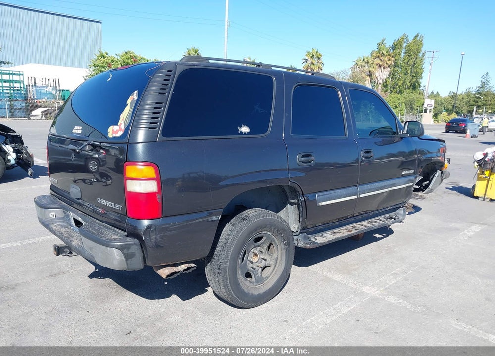 2003 CHEVROLET TAHOE LS VIN: 1GNEC13V33R151030