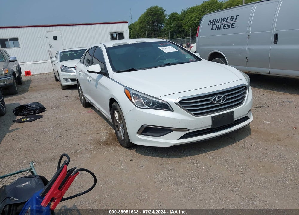 2016 HYUNDAI SONATA SE VIN: 5NPE24AF3GH306133
