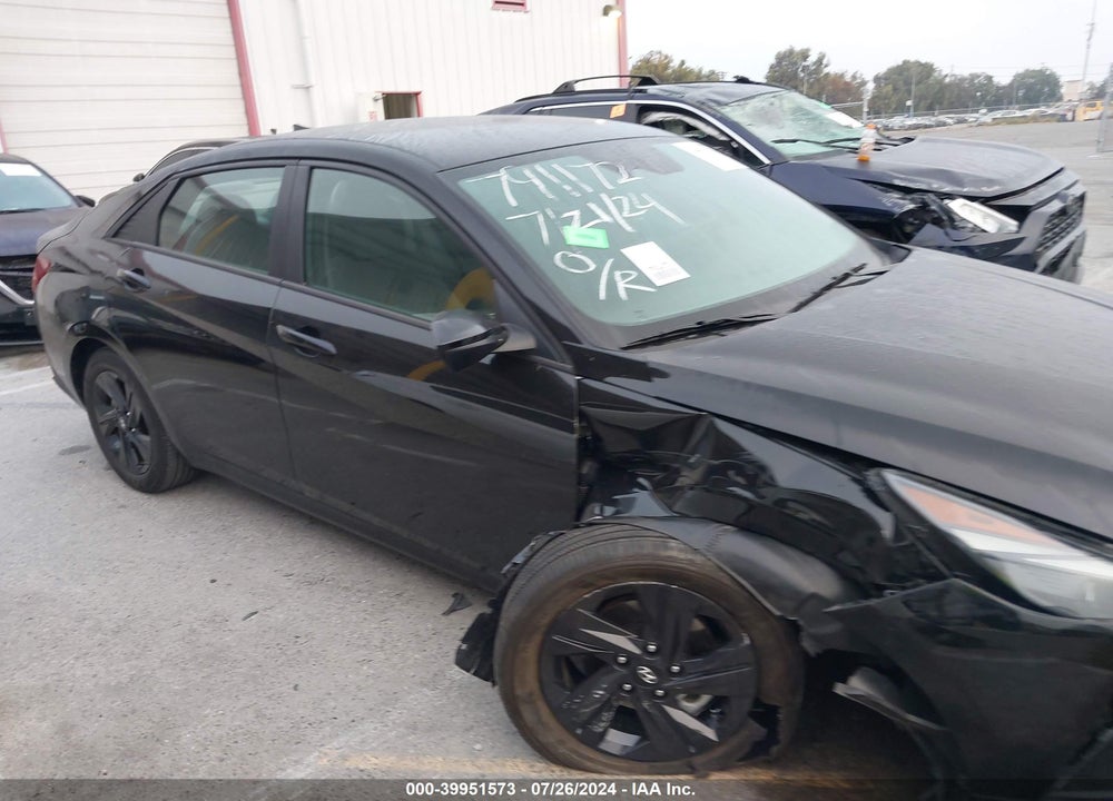 2022 HYUNDAI ELANTRA SEL VIN: 5NPLS4AG6NH077220