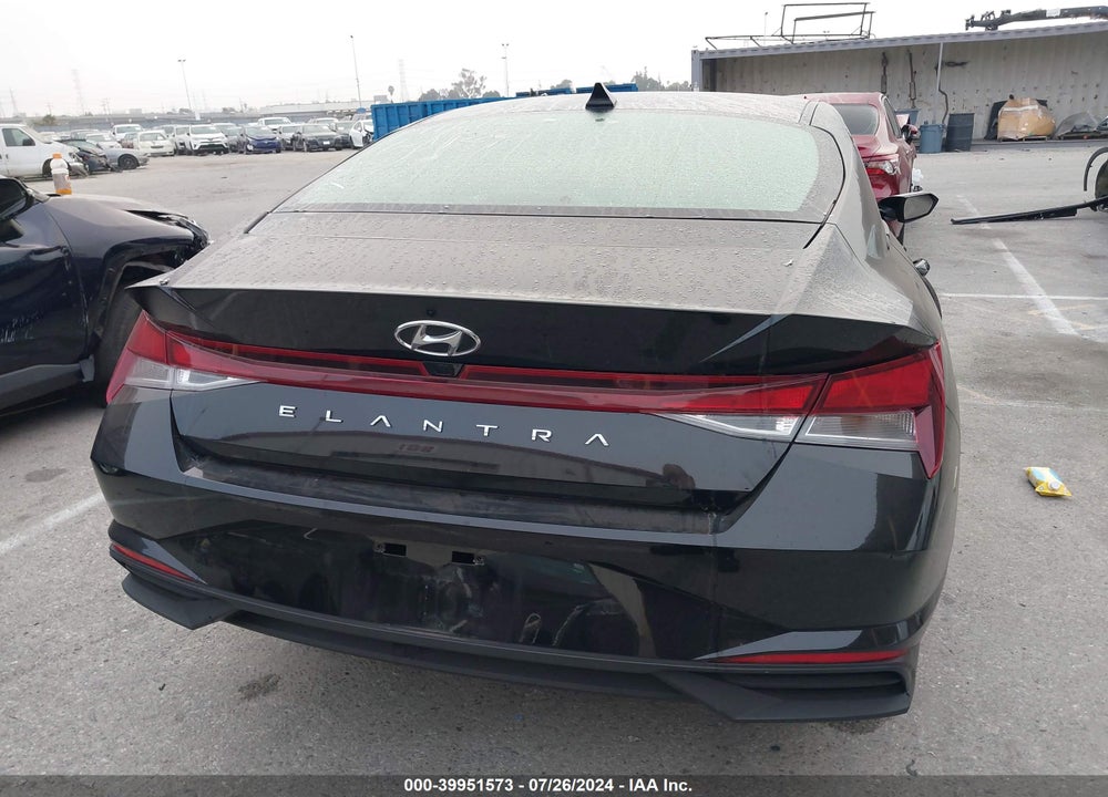 2022 HYUNDAI ELANTRA SEL VIN: 5NPLS4AG6NH077220