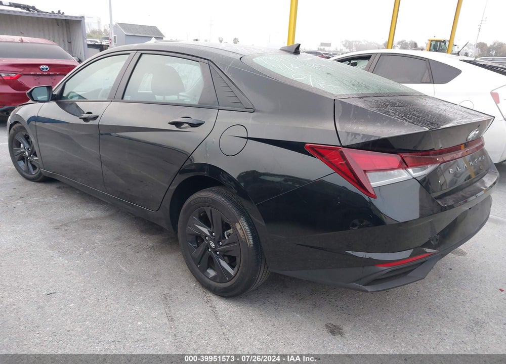 2022 HYUNDAI ELANTRA SEL VIN: 5NPLS4AG6NH077220