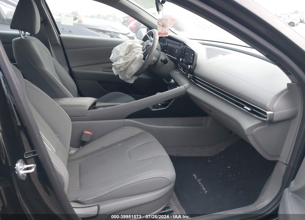 2022 HYUNDAI ELANTRA SEL VIN: 5NPLS4AG6NH077220