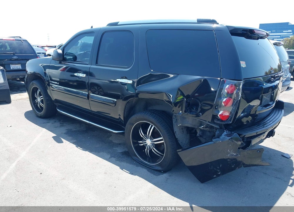 2007 GMC YUKON DENALI VIN: 1GKFK63867J151815