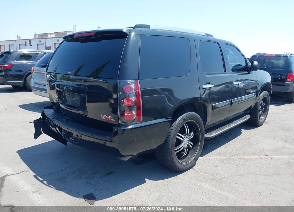 2007 GMC YUKON DENALI VIN: 1GKFK63867J151815