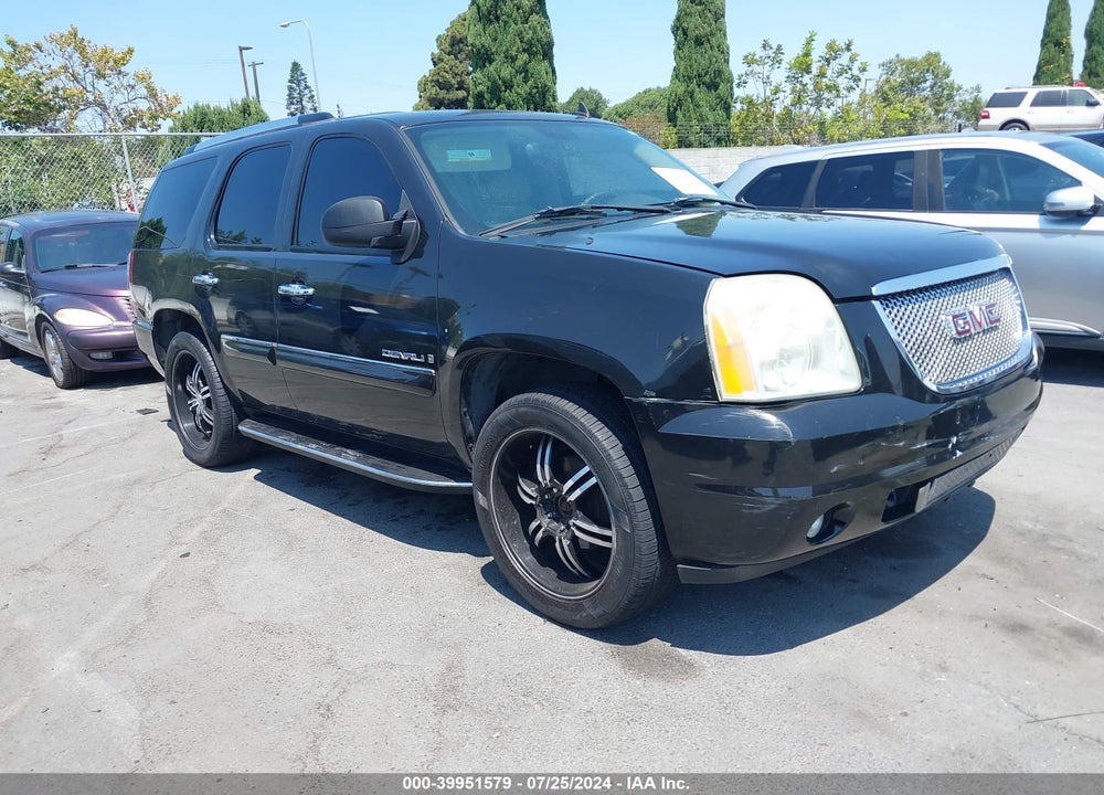 2007 GMC YUKON DENALI VIN: 1GKFK63867J151815