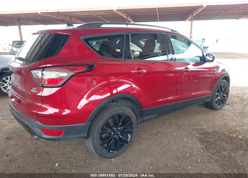 2018 FORD ESCAPE SE VIN: 1FMCU9GD2JUA84570