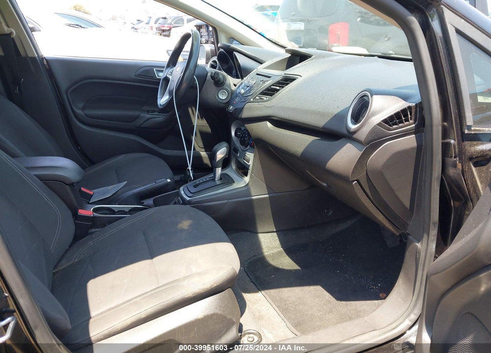 2015 FORD FIESTA SE VIN: 3FADP4EJ8FM211089