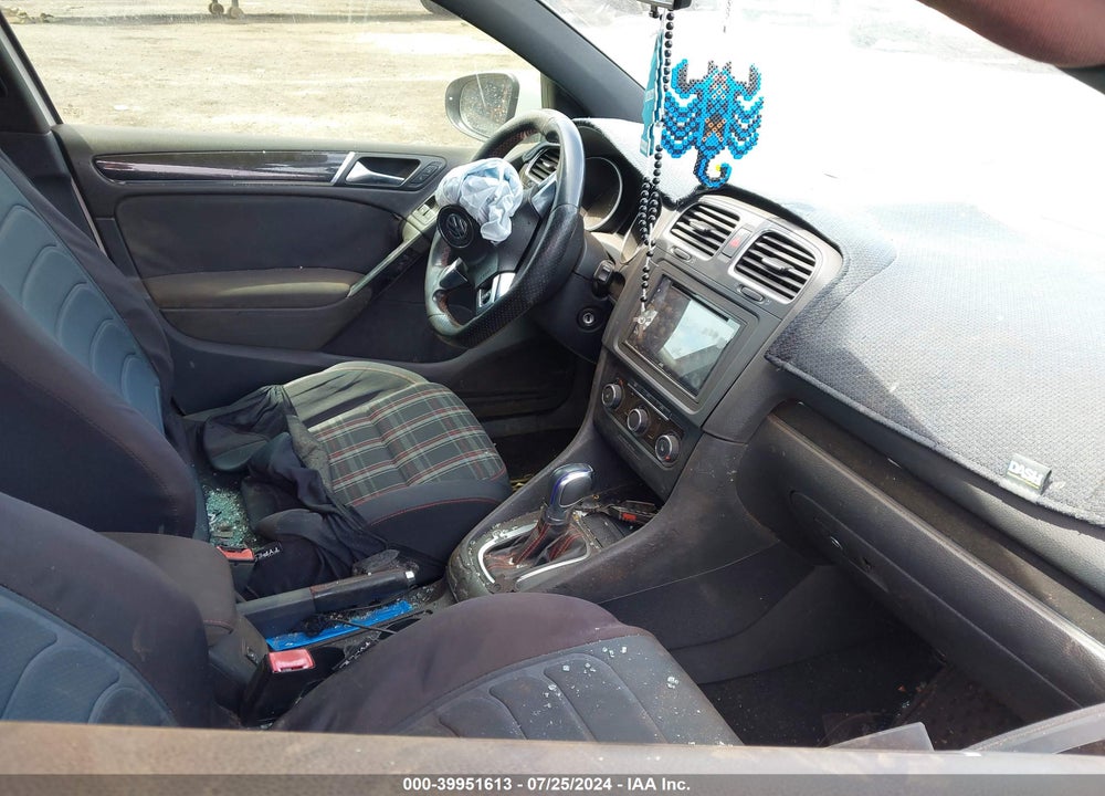 2013 VOLKSWAGEN GTI 4-DOOR VIN: WVWHV7AJXDW121853