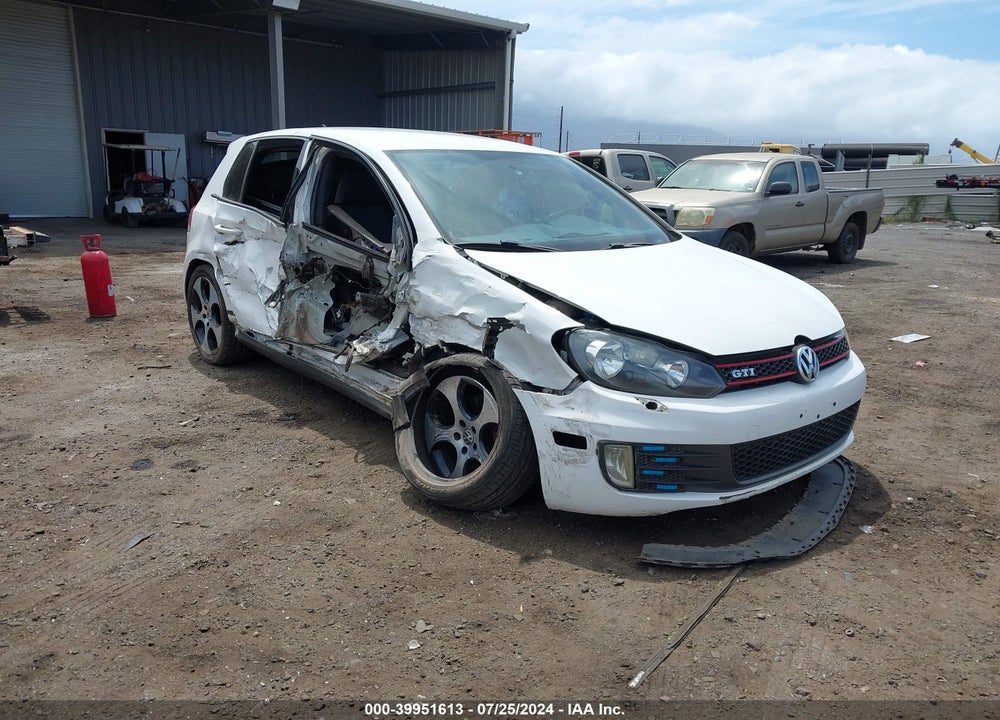 2013 VOLKSWAGEN GTI 4-DOOR VIN: WVWHV7AJXDW121853