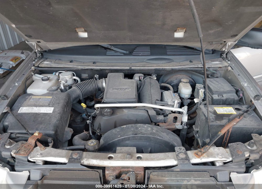 2005 GMC ENVOY XL SLE VIN: 1GKET16S956109366