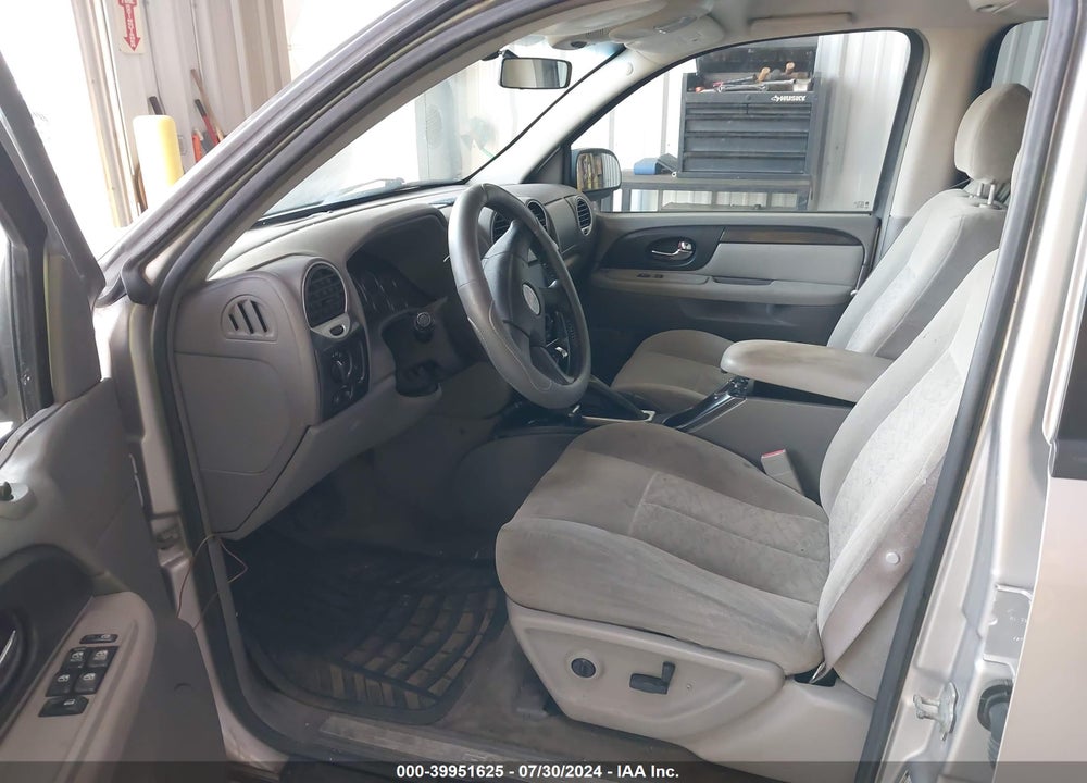 2005 GMC ENVOY XL SLE VIN: 1GKET16S956109366