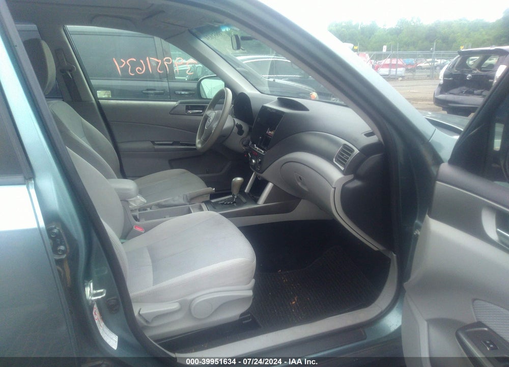 2012 SUBARU FORESTER 2.5X PREMIUM VIN: JF2SHADC6CH420428