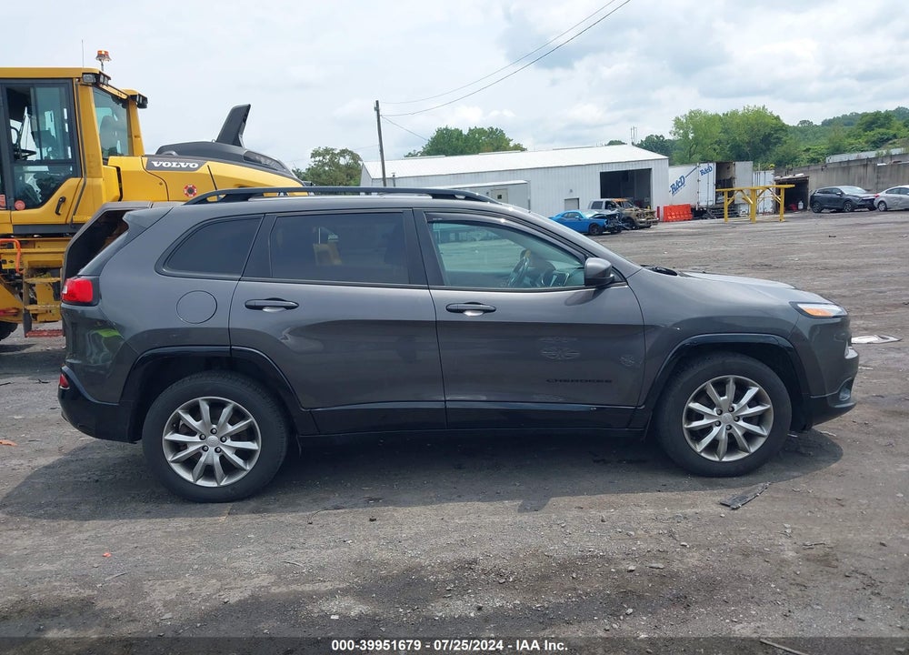 2018 JEEP CHEROKEE LATITUDE TECH CONNECT 4X4 VIN: 1C4PJMCB3JD599549