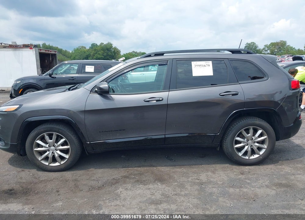 2018 JEEP CHEROKEE LATITUDE TECH CONNECT 4X4 VIN: 1C4PJMCB3JD599549