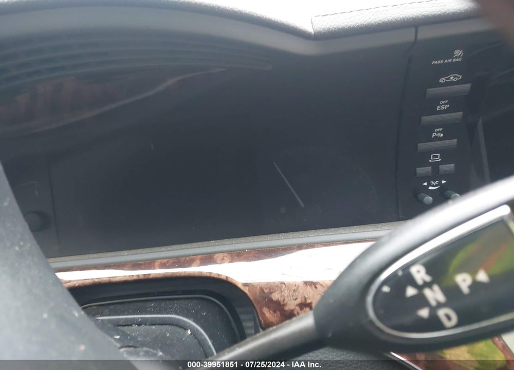 2007 MERCEDES-BENZ S 550 VIN: WDDNG71X87A115736
