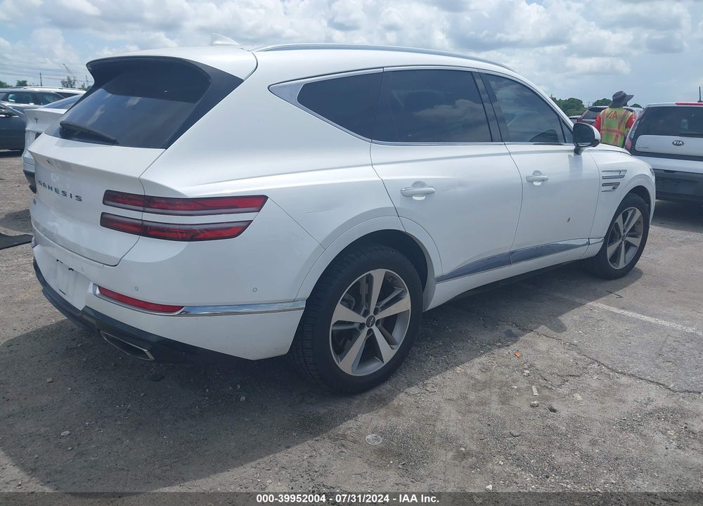2021 GENESIS GV80 VIN: KMUHB4SB8MU035853