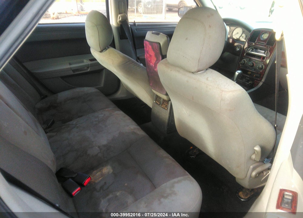 2005 CHRYSLER 300 VIN: 2C3JA43RX5H648763
