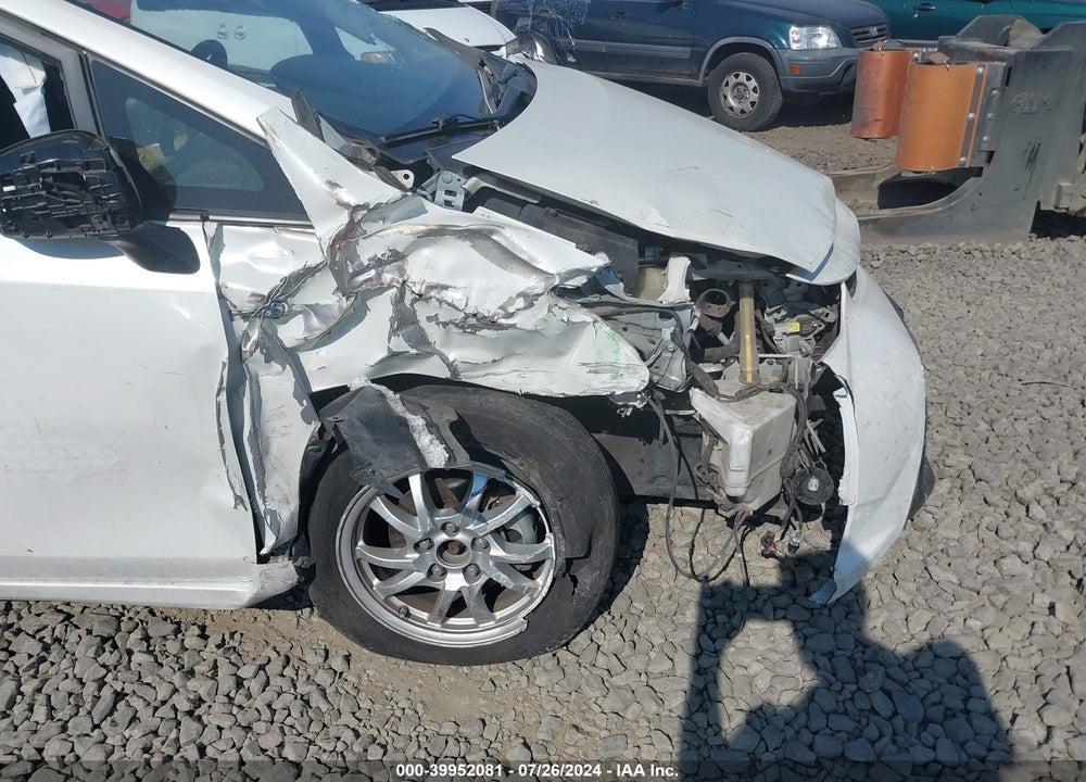 2017 TOYOTA PRIUS V FIVE/FOUR/THREE/TWO VIN: JTDZN3EU5HJ074333