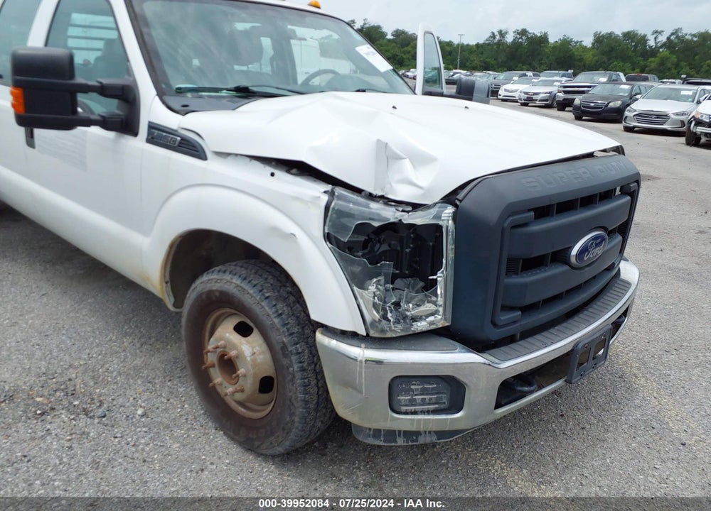2016 FORD F-350 CHASSIS XL VIN: 1FD8W3G67GEC32987
