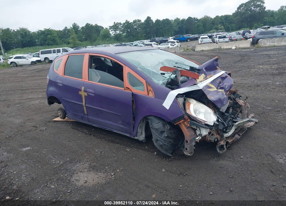 2011 HONDA FIT SPORT VIN: JHMGE8H51BC014598