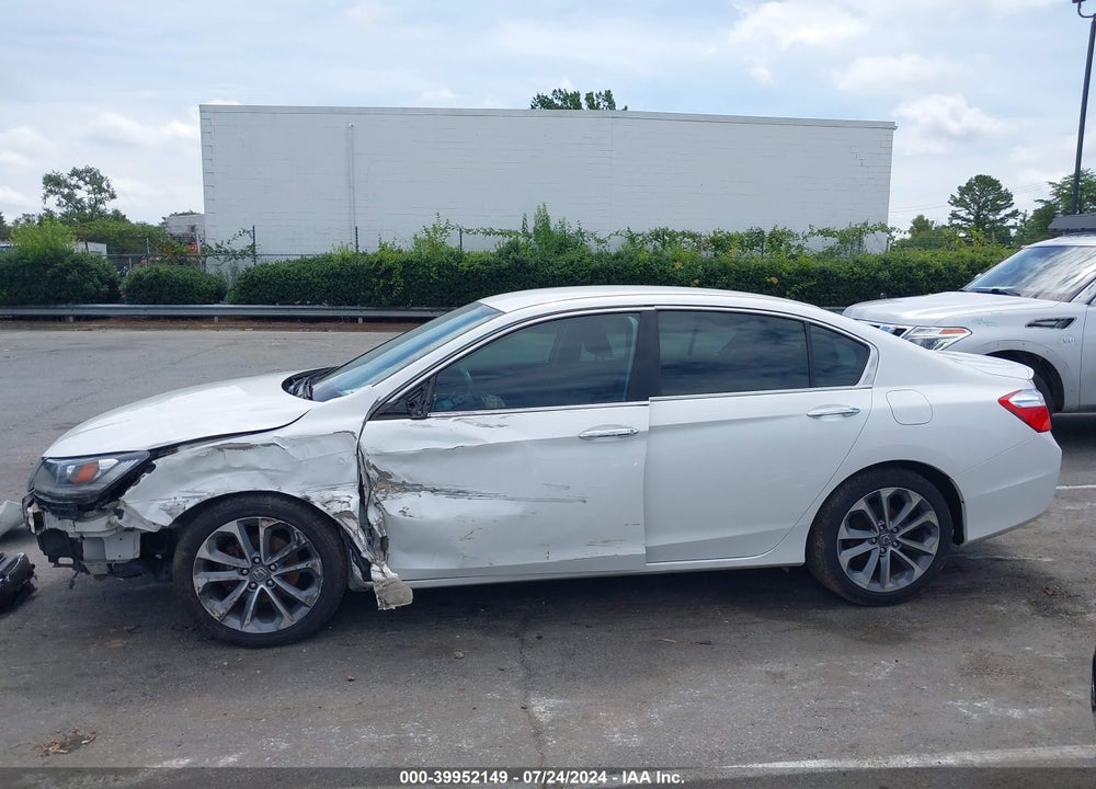 2015 HONDA ACCORD SPORT VIN: 1HGCR2F52FA215224