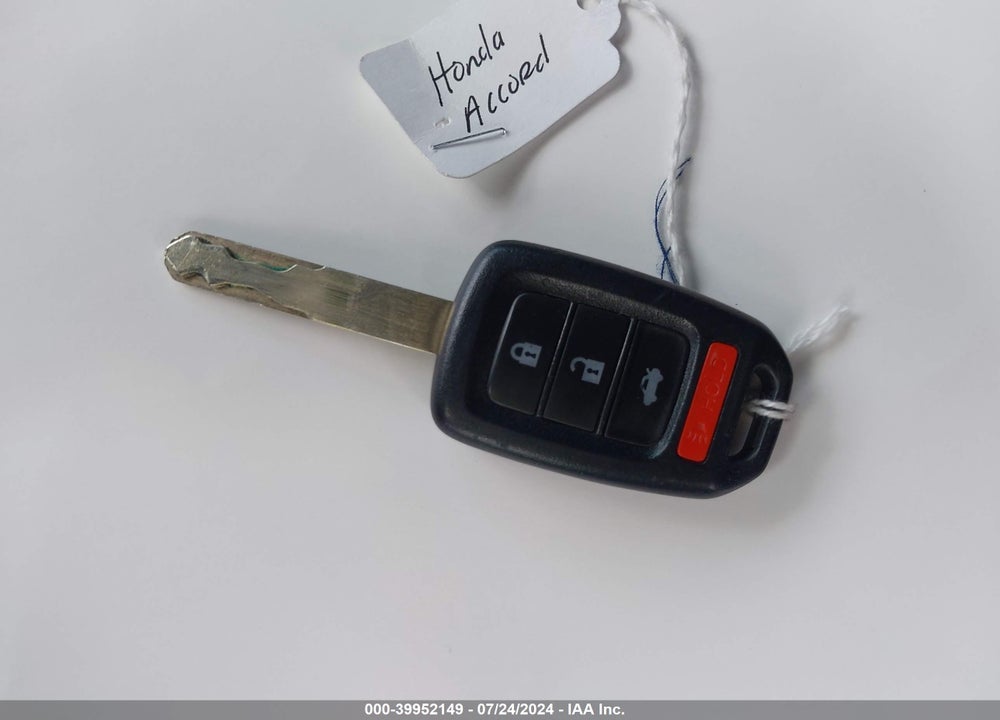 2015 HONDA ACCORD SPORT VIN: 1HGCR2F52FA215224