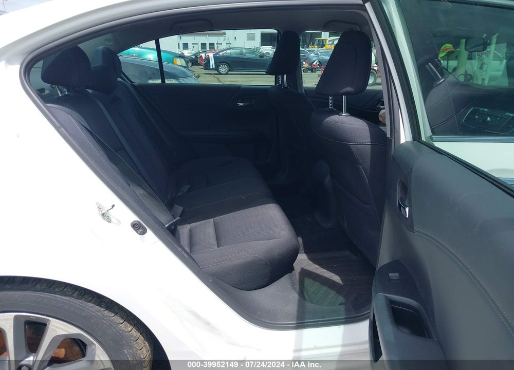 2015 HONDA ACCORD SPORT VIN: 1HGCR2F52FA215224