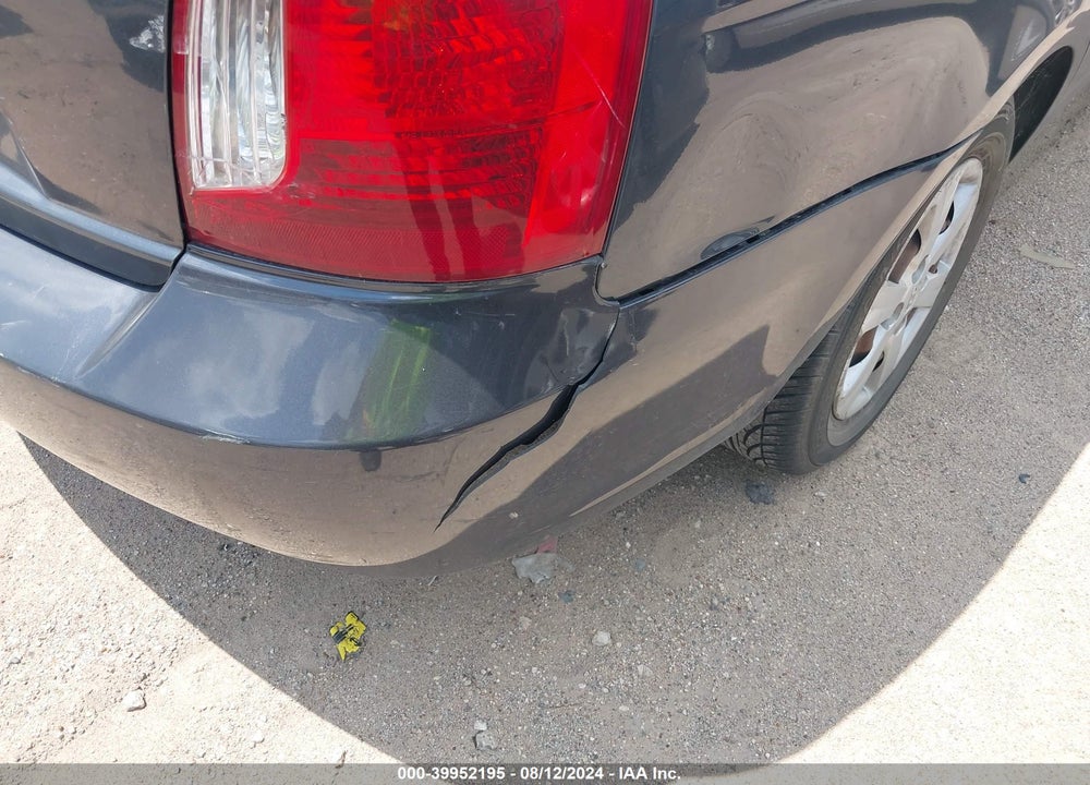 2009 HYUNDAI ACCENT GLS VIN: KMHCN46C79U330825