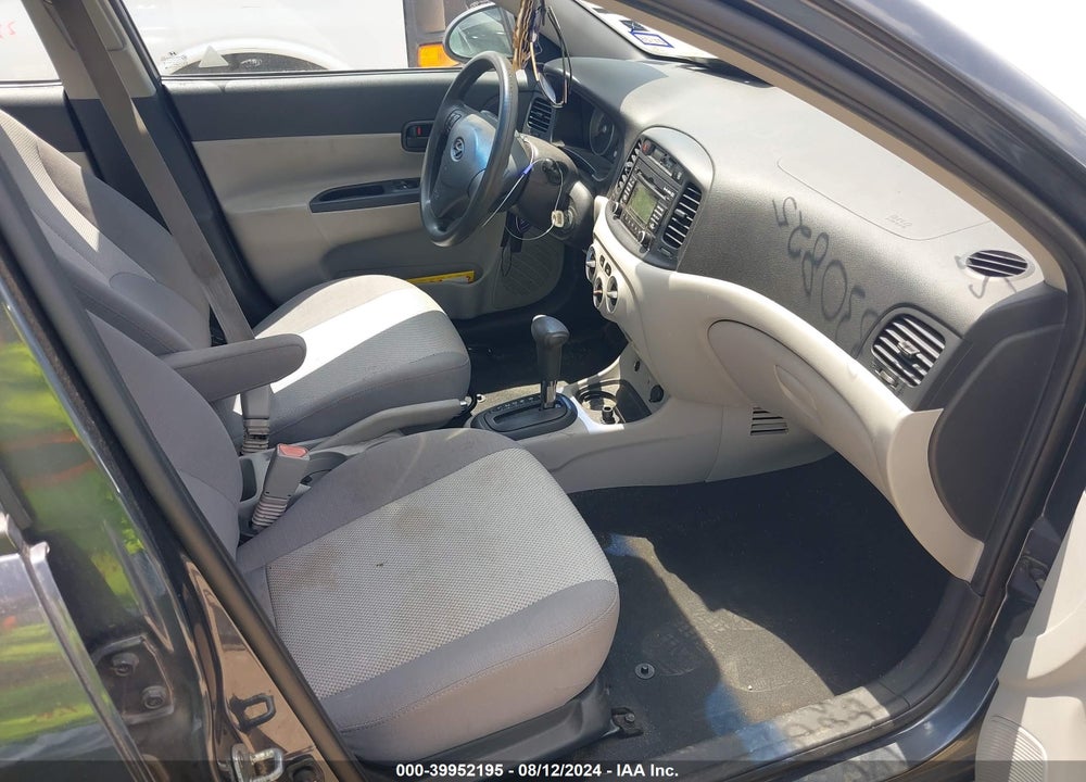 2009 HYUNDAI ACCENT GLS VIN: KMHCN46C79U330825