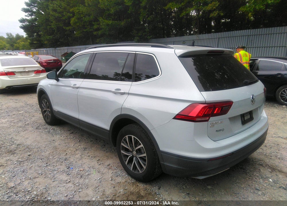 2019 VOLKSWAGEN TIGUAN 2.0T SE/2.0T SEL/2.0T SEL R-LINE/2.0T SEL R-LINE BLACK VIN: 3VV2B7AX1KM025269