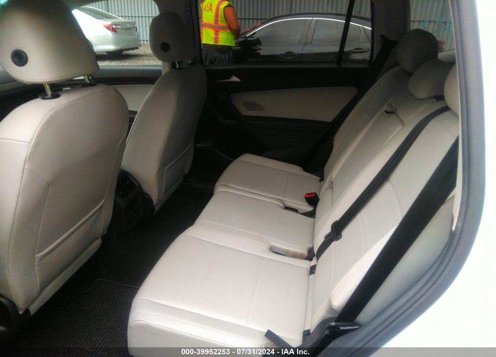 2019 VOLKSWAGEN TIGUAN 2.0T SE/2.0T SEL/2.0T SEL R-LINE/2.0T SEL R-LINE BLACK VIN: 3VV2B7AX1KM025269