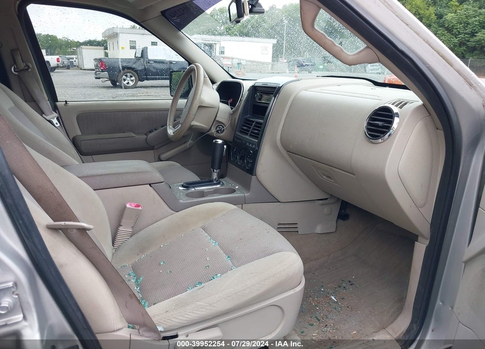 2007 FORD EXPLORER XLT VIN: 1FMEU73E97UA85400
