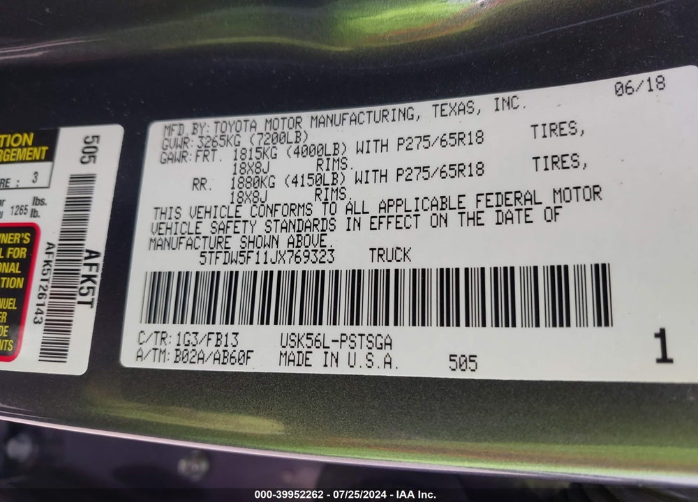 2018 TOYOTA TUNDRA SR5 5.7L V8 VIN: 5TFDW5F11JX769323