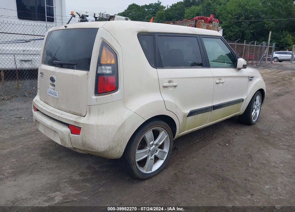 2011 KIA SOUL VIN: KNDJT2A27B7729968