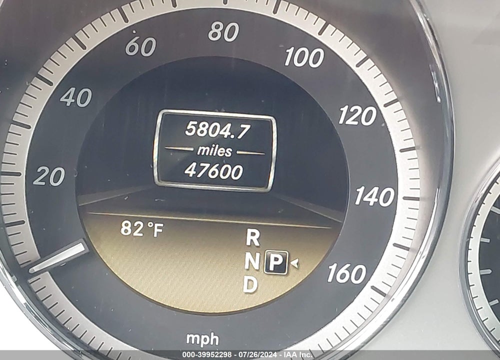 2011 MERCEDES-BENZ E 550 VIN: WDDHF7CB7BA497638