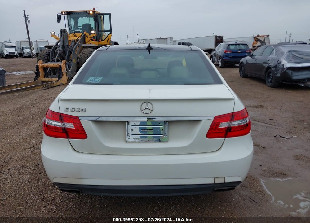 2011 MERCEDES-BENZ E 550 VIN: WDDHF7CB7BA497638