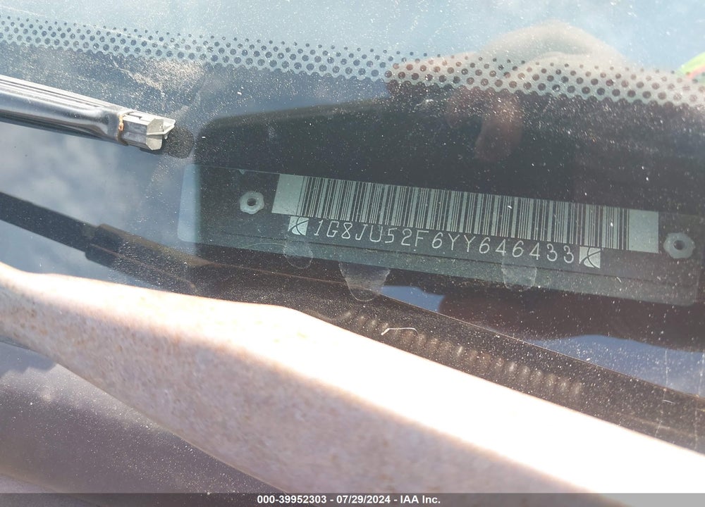 2000 SATURN LS1 VIN: 1G8JU52F6YY646433
